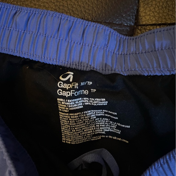 active shorts! size XS - Picture 2 of 2